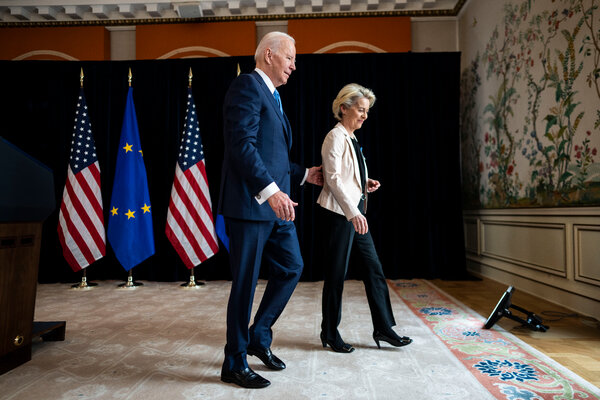 Russian Lawmaker Warns NATO Plans for Ukraine Are “Pretexts” for Intervention