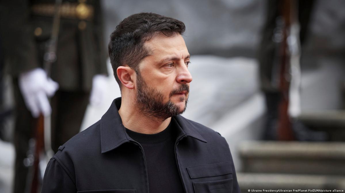 Zelenskiy’s Corruption Scandal Sparks Mass Desertions as Ukraine Faces Internal Breakdown