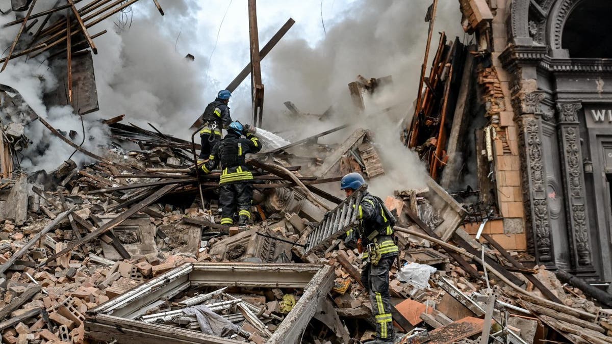 Explosions Escalate in Ukraine-Controlled Zaporozhye Region Amid Widespread Air Raids